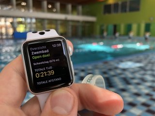 This month I tested the newest watchOS while swimming and cycling.